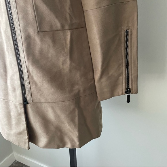 J Brand Asymmetrical Zippered Coat Long Jacket Tan Women’s Size 6 Small - Picture 6 of 9